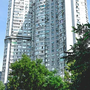 https://apartment-on-hryshka-street.hotels-of-kiev.com