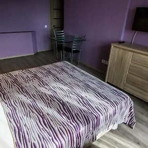 https://solo-apartment-dragomanova.hotels-of-kiev.com